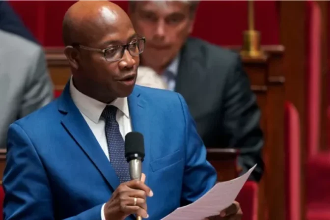 Hommage à Gabriel Serville